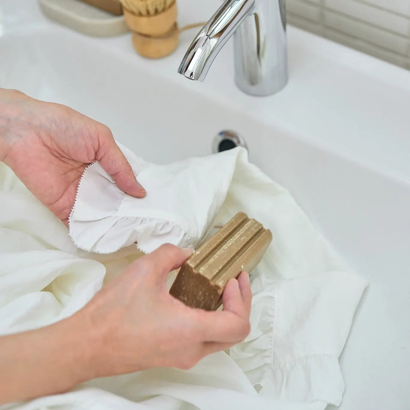 STAIN REMOVER with Baking Soda ステインリムーバー(重曹入り) Fer à Cheval Japan フェール・シュヴァル公式